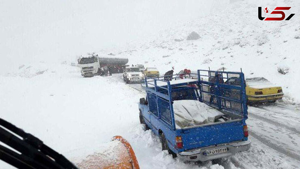  نجات 240 مسافر گرفتار دربرف  اندیکای خوزستان