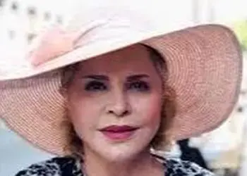 عکس سفر در زمان / «زری خوشکام» بازیگر سینمای قبل از انقلاب در 67 سالگی در کنار دخترش «لیلا حاتمی»