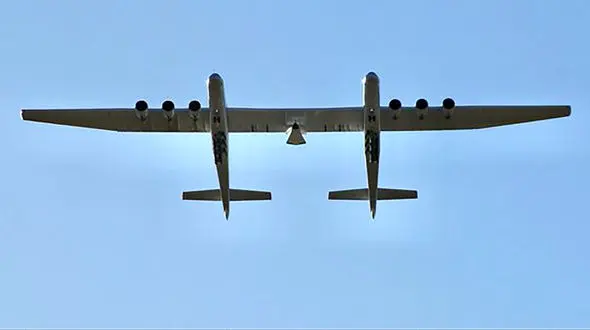 وسیله نقلیه مافوق صوت به آسمان فرستاده شد/ ماموریت بزرگترین هواپیمای جهان +عکس