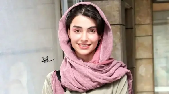 زندگی، عکس‌ها و بیوگرافی لاله مرزبان