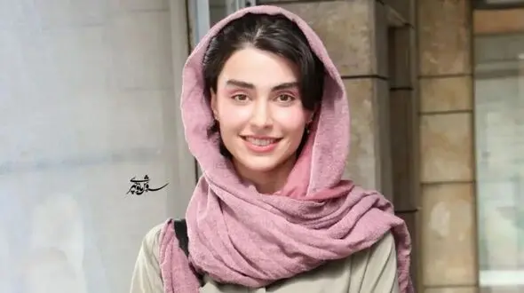 زندگی، عکس‌ها و بیوگرافی لاله مرزبان