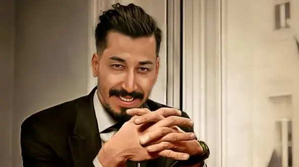فیلم شاهکار خوانندگی باحال بهرام افشاری با آهنگ مثلا روم زوم کنی وسط نونوایی!