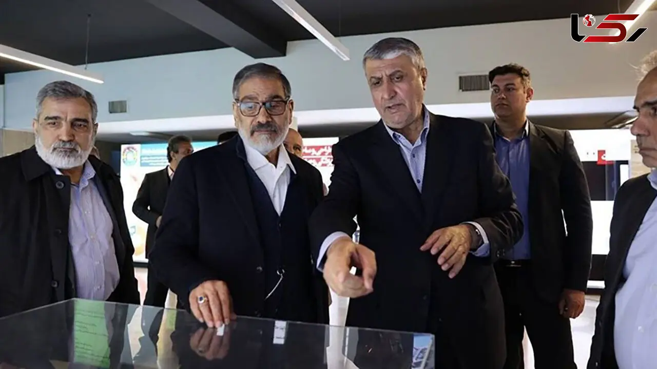  شمخانی: با همه توان از برنامه هسته‌ای صلح‌آمیز دفاع می‌کنیم 
