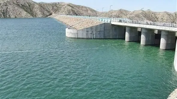 اخذ مجوز تخصیص آب برای ۱۰ سد در لرستان/نیاز به ۱۵۰۰ میلیارد اعتبار برای تکمیل شبکه‌های پایاب سدها