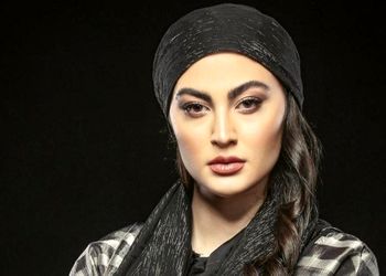 استایل مدرن و شیک خانم بازیگر بانوی عمارت با الهام از نقش و نگارهای هنر ایرانی / الحق که مریم مومن یکی از زیباترین بازیگراست