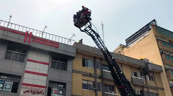 فیلم 15 زن و مرد تهرانی در یک قدمی مرگ دردناک ! / ظهر امروز رخ داد