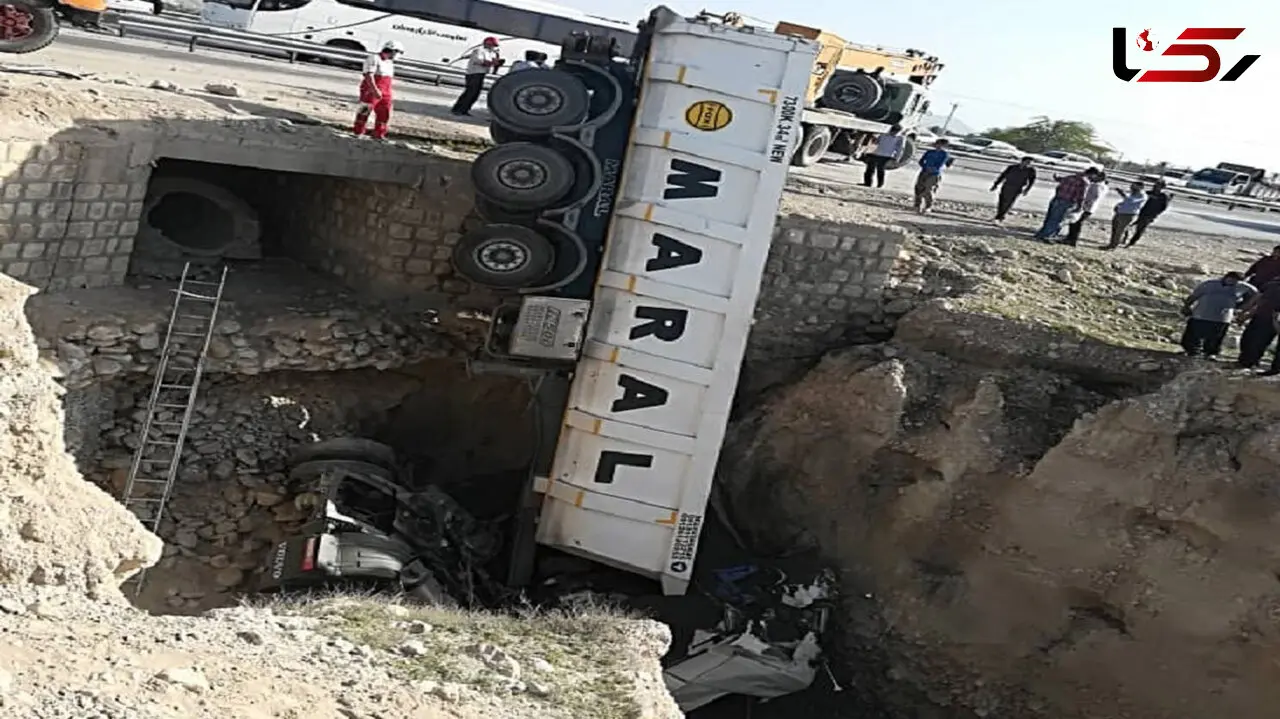 4 عکس از تصادف مرگبار در دشتستان + جزئیات 