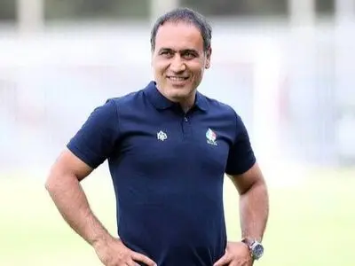 فیلم / مهدوی‌کیا: پاداش برد آمریکا در سال 1998 ، یک کاغذ خالی بود ؛ مادرم کاغذ رو 15 سال نگه داشت بعدا عصبانی شدم و پاره اش کردم