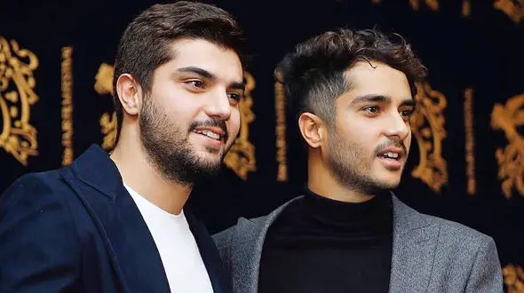 فیلم / سعید سهیلی: وقتی سینا پسرم فامیلیشو عوض کرد گذاشت مهراد خشمگین بودم گفتم مگه سهیلی چشه؟  / چرا باید ...