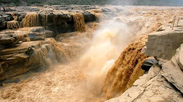 رفتن به این محل دل شیر می خواهد+عکس