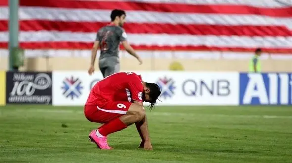 اشک‌های طارمی در رختکن به خاطر تشویق منشا و فحاشی هواداران!