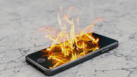 انفجار باتری موبایل سمند مرد نی ریزی را به آتش کشید