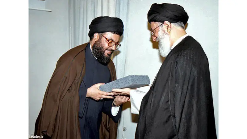 تصاویر کمتر دیده شده از شهید سیدحسن نصرالله در کنار رهبر انقلاب 