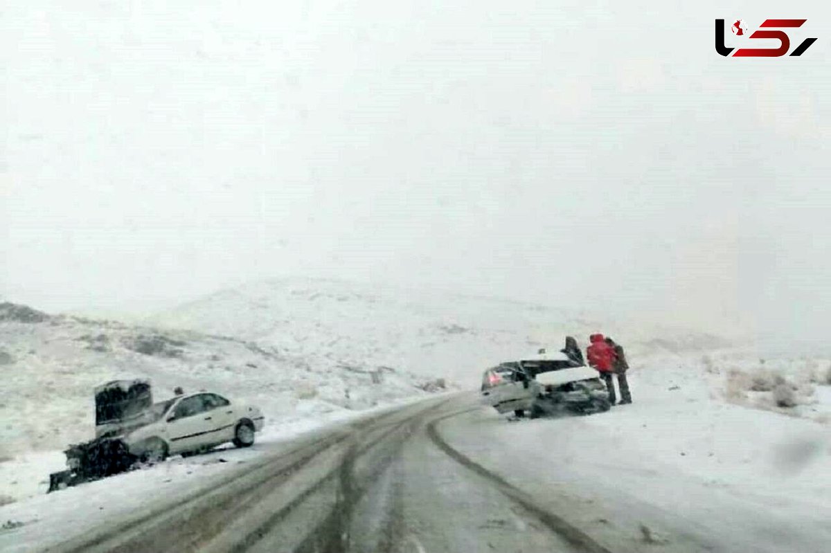 حادثه خونین سمند با پراید در جاده اسدیه / 11 نفر مصدوم شدند