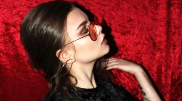 مرگ دلخراش دختر 19 ساله هنگام سلفی گرفتن ! + عکس