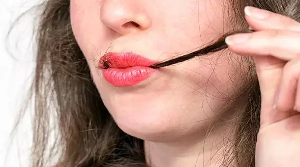 این زن یک کیلو مو خورده بود + عکس های باور نکردنی 