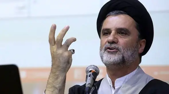 نبویان: اگر قانون حجاب موجب تضعیف نظام است باید کنار گذاشته شود 