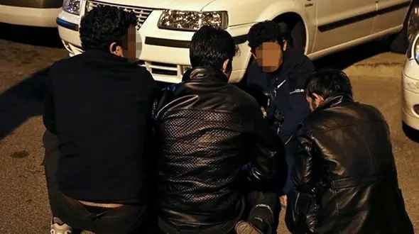  اراذل و اوباش همدان در کنترل هستند