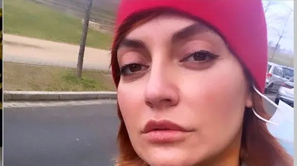 مهناز افشار در کنار خانواده خواننده لس آنجلسی