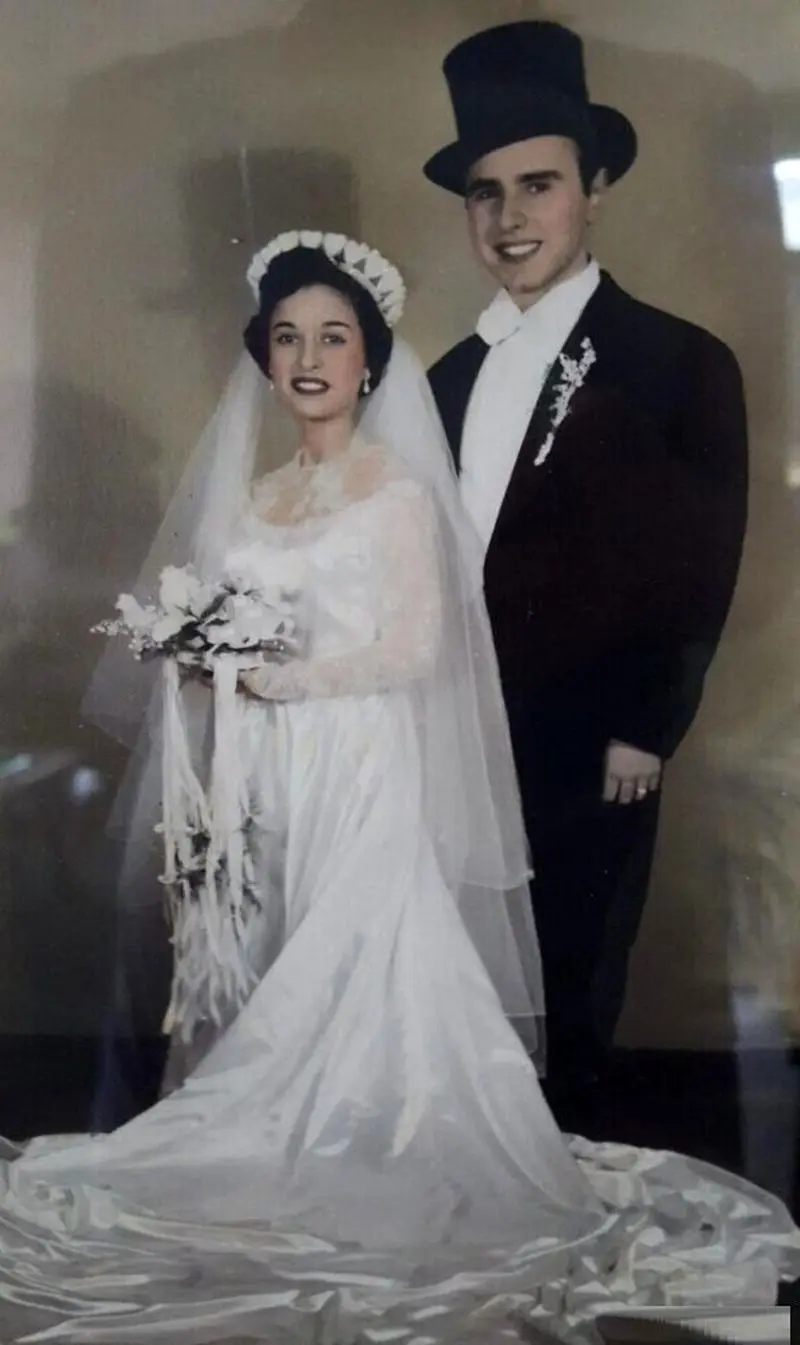 لباس عروس قدیمی