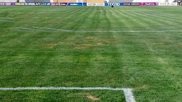 گفتگوی رکنا در باره حواشی های ورزشگاه شهر قدس با یک مسئول  استقلال / برق رفت! برق گرفت! اما بازی برگزار می شود