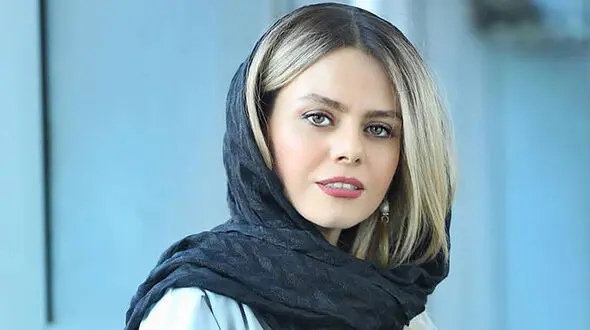 تیپ بچگانه خانم بازیگر/ عکس