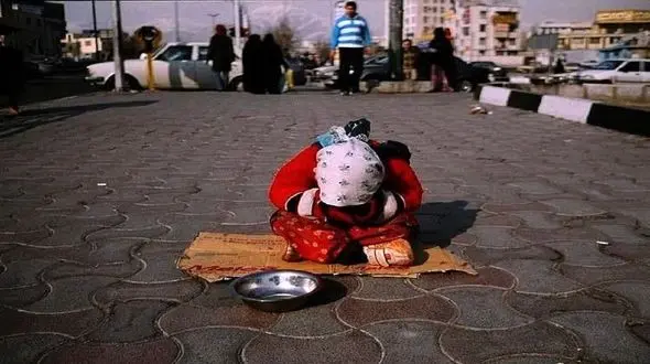 دولت روحانی یک شاخص اقتصادی سالم هم باقی نگذاشت / دولت رئیسی تاکنون خروجی اقتصادی مهمی نداشته  + صوت