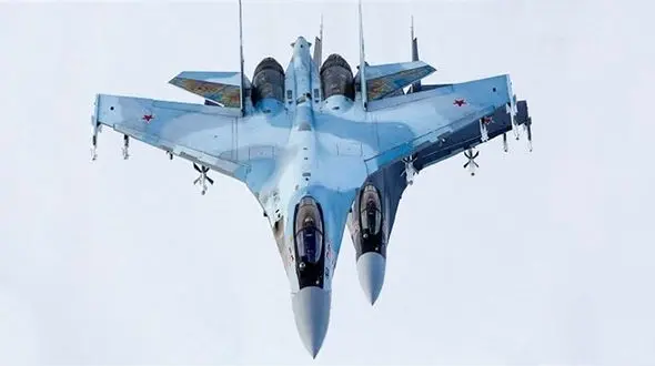 جنگنده سوخو۳۵ اوایل سال آینده به ایران می‌آید