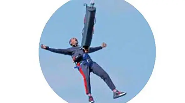 جشن تولد عجیب هنرپیشه هالیوودی + عکس