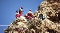 نجات کوهنورد ۶۰ ساله در ارتفاعات مخملکوه خرم آباد