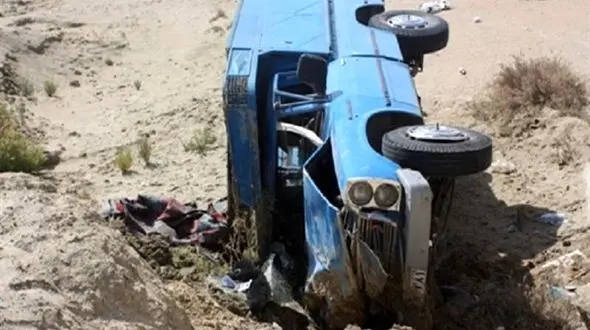 ۵ کشته و زخمی در واژگونی نیسان آبی در صیدون باغملک / زن جوان در دم جان باخت