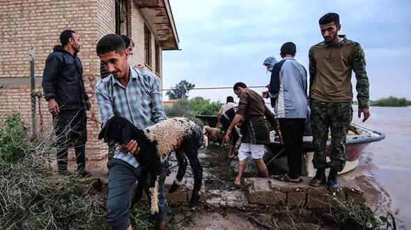 تخلیه 5 روستای جنوب کرمان/ بارش های سیل آسا شدت گرفت