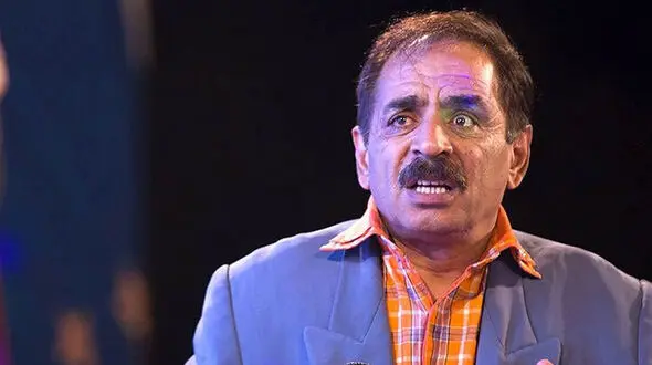 فیلم دکوراسیون و چیدمان شاهانه و مجلل خانه  قدرت الله ایزدی، عمو رشید/ از فرش های اصیل ایرانی با هارمونی رنگ مبلمان و پرده ها از  کنسول عهد عتیق تا ترمه های خوشرنگ