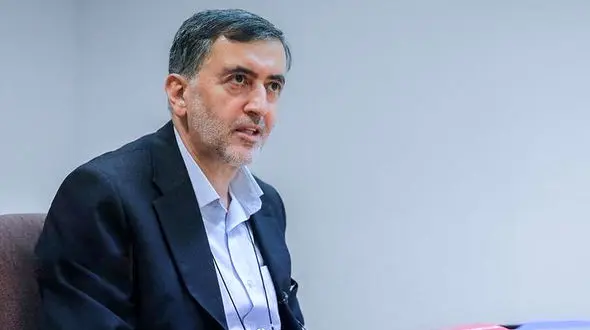 عبدالله گنجی: قوه قضاییه مرعوب هجمه‌ها نشود