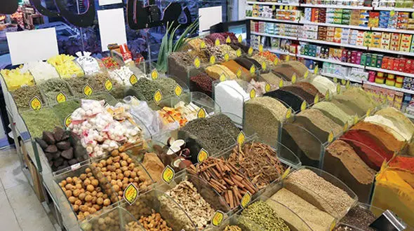 پلمب 2 عطاری در کرج که قرص های غیرمجاز داشتند