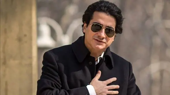 عکسی از رایان شجریان در کنار برادرش همایون