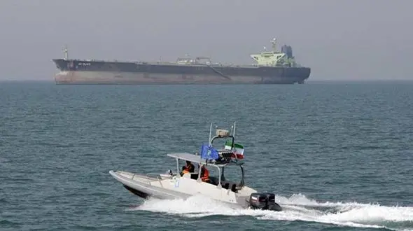 تکذیب ادعای قصد نیروی دریایی سپاه برای توقیف نفتکش انگلیسی در خلیج فارس