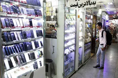 آیفون چند؟ / قیمت گوشی سامسونگ و شیائومی 