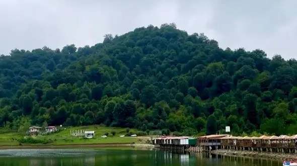 دو چهره زیبای ایران