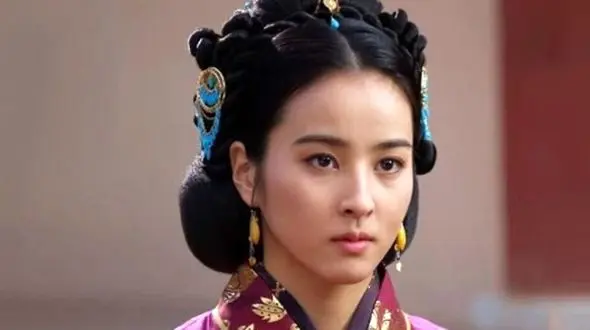 بانو سوسانو و همسر مشهورش در یک قاب عاشقانه