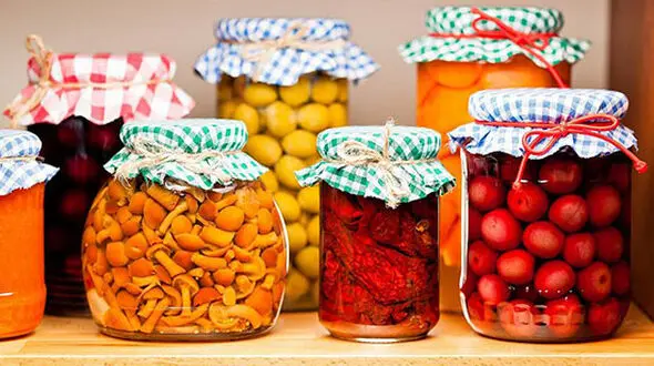 فوت و فن تهیه خوشمزه ترین ترشی های خانگی+ جزئیات