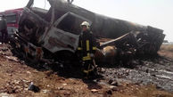 تریلری با 30 تن کاغذ در آتش سوخت / در اصفهان رخ داد