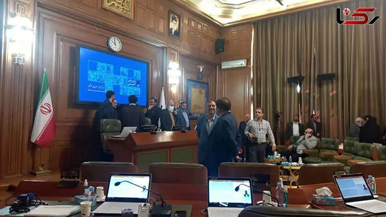 واکنش عضو شورای شهر به عدم حضور 8 نفر از اعضا در جلسه روز گذشته: به هیچ عنوان دنبال کار سیاسی نیستیم