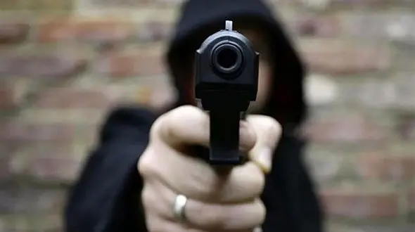 ایموجی اشتباه باعث قتل مسلحانه پسر حواس پرت شد