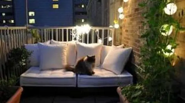 ایده هایی خلاقانه برای تزئین بالکن + تصاویر