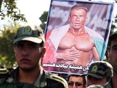 عکس/ سفر به تاریخ/ نگاهی به مراسم عزای جانسوز بیت الله عباسپور، اسطوره پرورش اندام ایران/روحش شاد و یادش گرامی