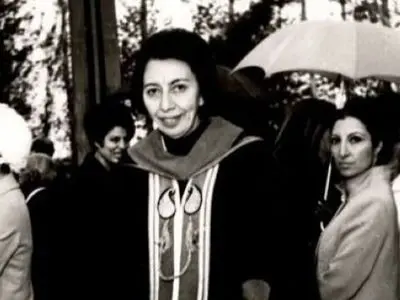 گامی نو در علم جراحی: گفت‌ و گو با اولین زن جراح ایران