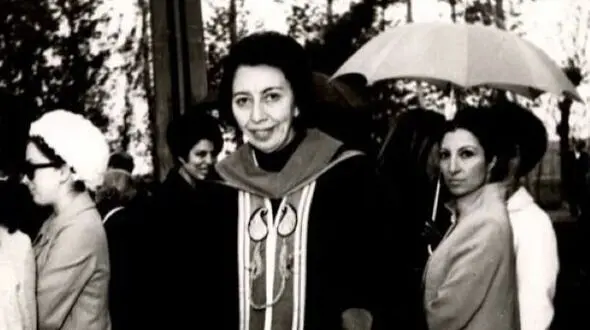 گامی نو در علم جراحی: گفت‌ و گو با اولین زن جراح ایران