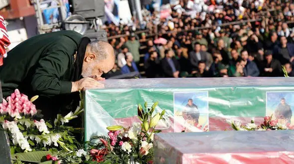 فرمانده کل سپاه : انتقام ما سخت، محکم و پشیمان کننده است+فیلم