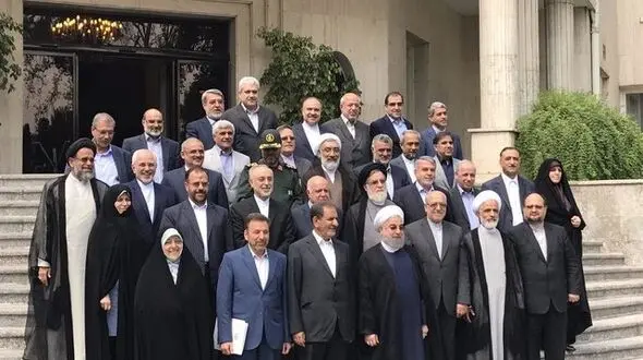 عکس یادگاری هیات دولت یازدهم